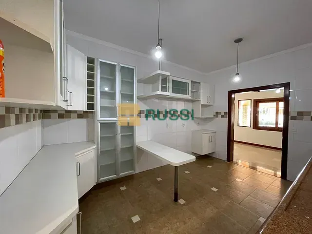 Casa com 408m² 3 quartos e 5 banheiros, para alugar, no bairro Condomínio Sunset Park em São José dos Campos