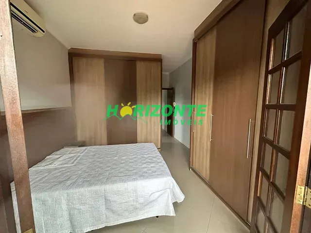 Casa 2 quartos e 2 banheiros, para alugar, no bairro Jardim das Indústrias em São José dos Campos
