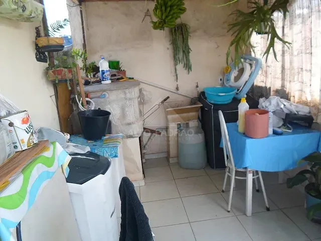 Casa com 180m² 2 quartos e 1 banheiro, à venda, no bairro Chácara Maria Francisca em Mauá