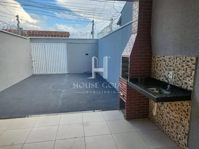 Casa 2 quartos e 2 banheiros, à venda, no bairro Jardim Decolores em Trindade