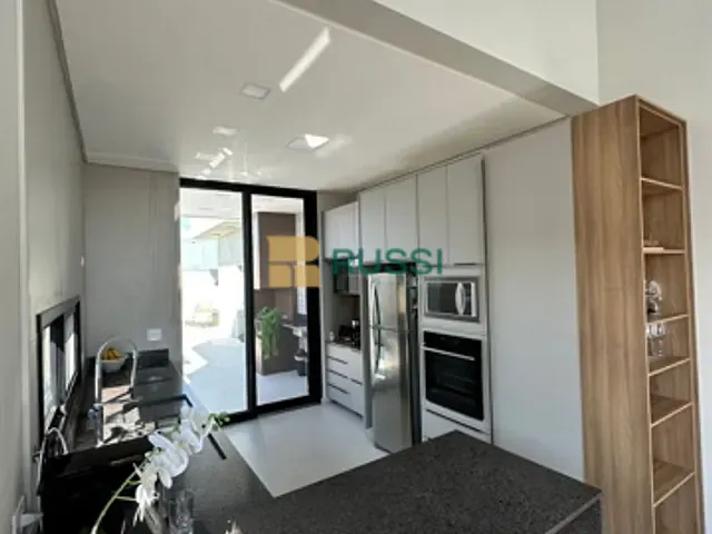 Casa com 250m² 3 quartos e 3 banheiros, à venda, no bairro Loteamento Fazenda Ronda em São José dos Campos