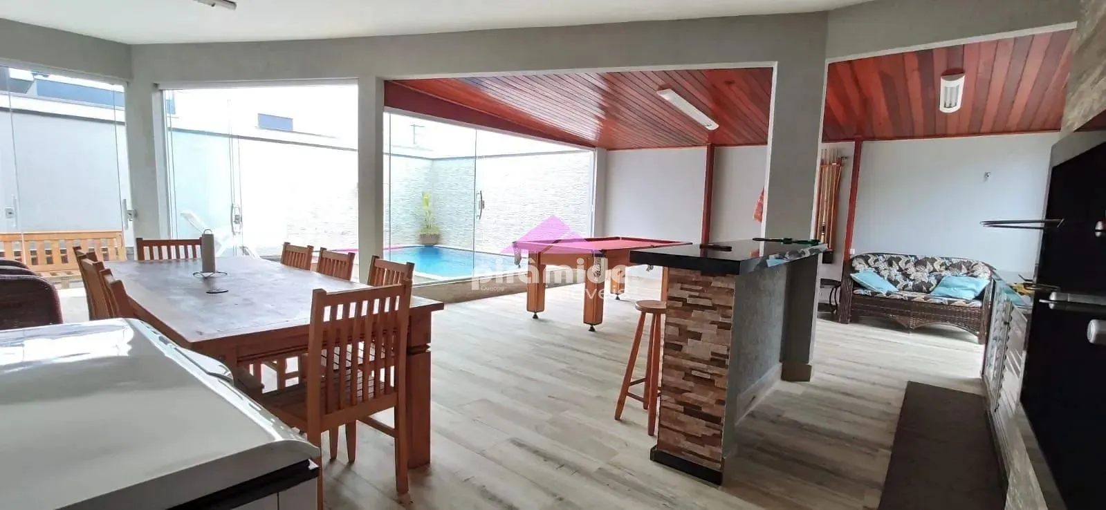 Casa, 3 quartos, 256 m² - Foto 24
