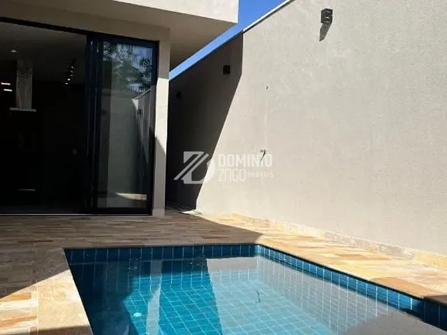 Casa com 370m² 4 quartos e 5 banheiros, à venda, no bairro Damha Residencial Uberaba III em Uberaba
