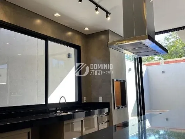 Casa com 370m² 4 quartos e 5 banheiros, à venda, no bairro Damha Residencial Uberaba III em Uberaba