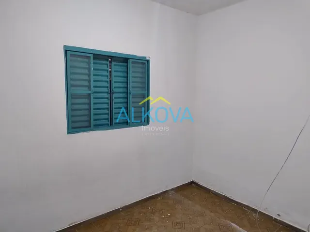 Casa com 270m² 3 quartos e 1 banheiro, à venda, no bairro Jardim Satélite em São José dos Campos