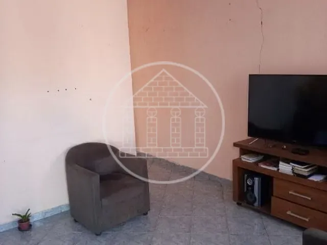 Casa com 250m² 3 quartos e 2 banheiros, à venda, no bairro Jardim Três Corações em São Paulo