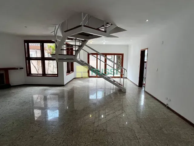 Casa 4 quartos e 6 banheiros, à venda, no bairro Urbanova em São José dos Campos