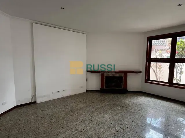 Casa 4 quartos e 6 banheiros, à venda, no bairro Urbanova em São José dos Campos