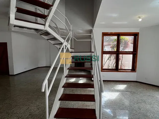 Casa 4 quartos e 6 banheiros, à venda, no bairro Urbanova em São José dos Campos
