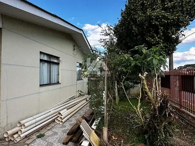 Casa com 360m² 4 quartos e 1 banheiro, à venda, no bairro Santa Cruz em Guarapuava