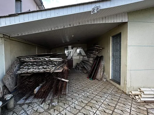 Casa com 360m² 4 quartos e 1 banheiro, à venda, no bairro Santa Cruz em Guarapuava