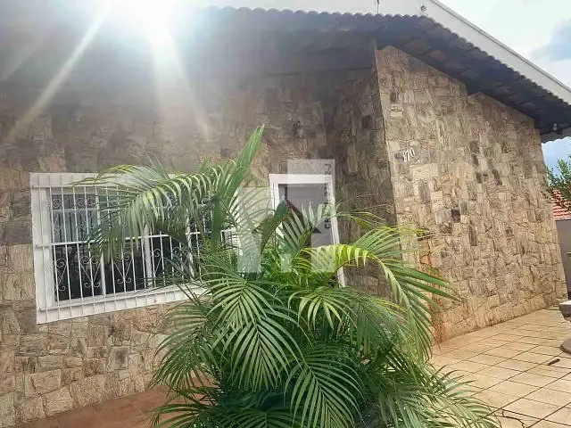 Casa com 264m² 4 quartos e 3 banheiros, à venda, no bairro Jardim Vera Cruz em Jundiaí