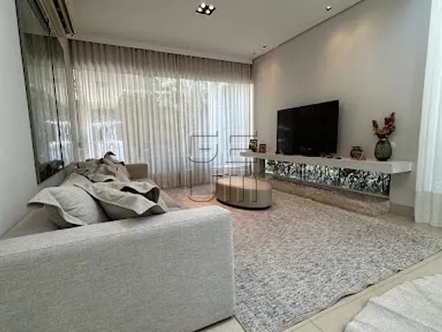 Casa com 300m² 3 quartos e 4 banheiros, à venda, no bairro Esperança em Londrina