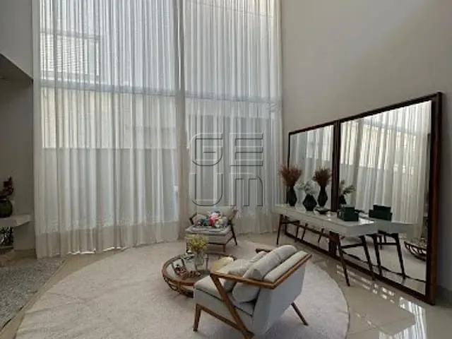 Casa com 300m² 3 quartos e 4 banheiros, à venda, no bairro Esperança em Londrina