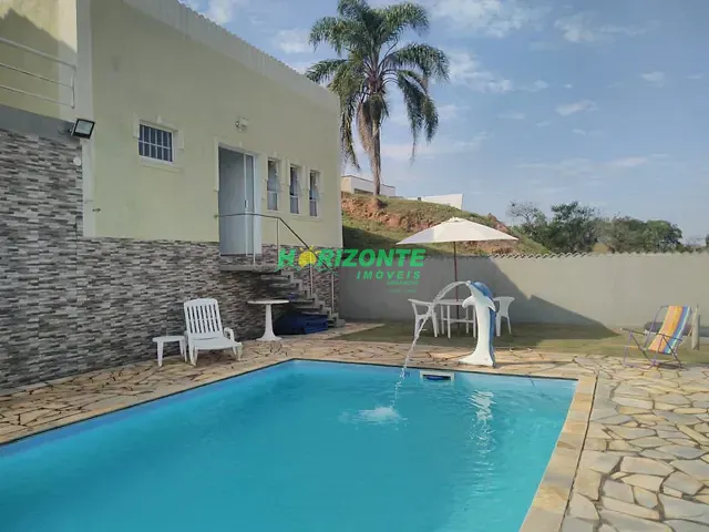 Casa 4 quartos e 5 banheiros, à venda, no bairro Jardim Rio Comprido em Jacareí