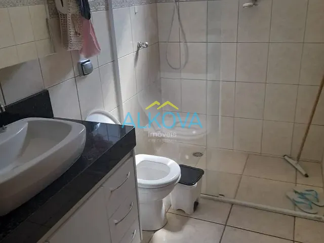 Casa com 210m² 3 quartos e 2 banheiros, à venda, no bairro Jardim Uirá em São José dos Campos