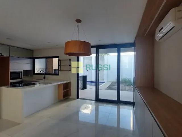 Casa com 250m² 3 quartos e 5 banheiros, à venda, no bairro Condomínio Vem Viver Jacareí em Jacareí