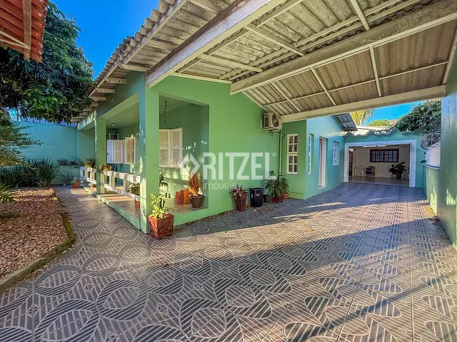 Casa com 218m² 3 quartos e 3 banheiros, à venda, no bairro Ouro Branco em Novo Hamburgo