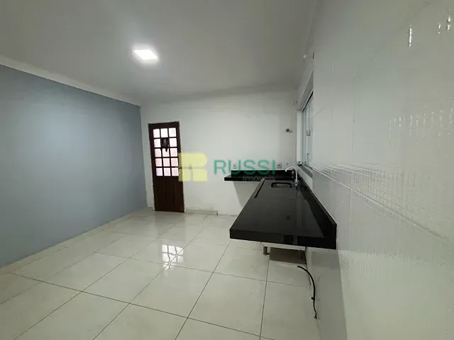 Casa com 387m² 4 quartos e 2 banheiros, para alugar, no bairro Jardim Esplanada II em São José dos Campos