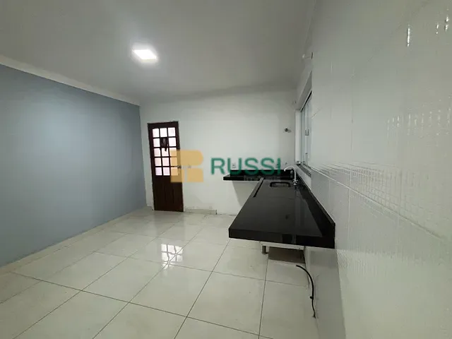 Casa com 387m² 4 quartos e 2 banheiros, para alugar, no bairro Jardim Esplanada II em São José dos Campos
