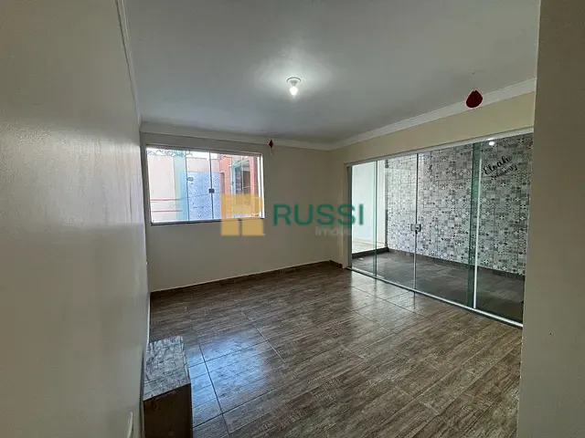 Casa com 387m² 4 quartos e 2 banheiros, para alugar, no bairro Jardim Esplanada II em São José dos Campos