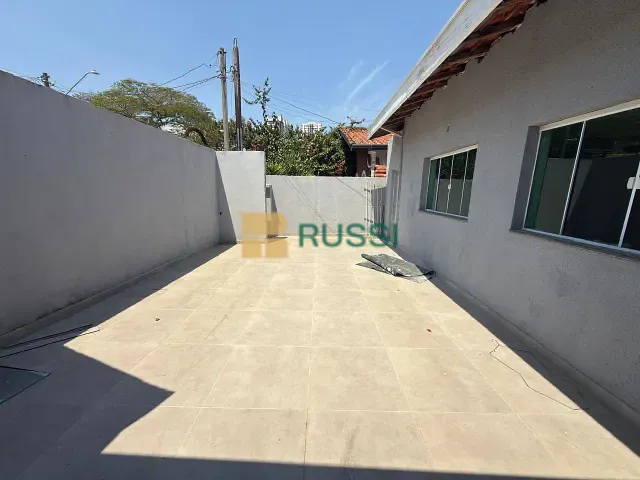 Casa com 387m², para alugar, no bairro Jardim Esplanada II em São José dos Campos