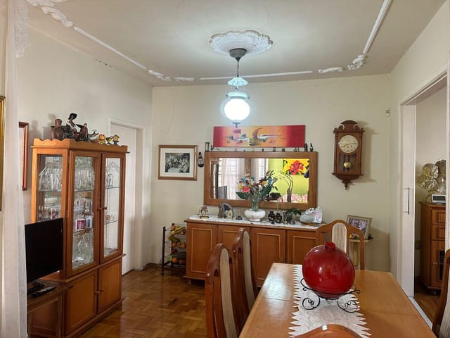 Foto do Casa - Casa à venda, Centro, Pelotas, RS, 134 m², 3 dormitórios, 1 suíte, despensa, lavanderia, sacada, aquecimento elétrico, condomínio com portão eletrônico. | UP Imóveis