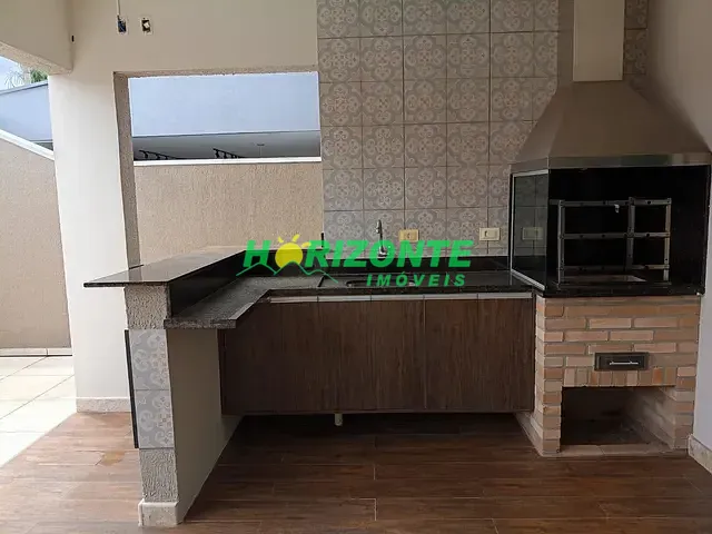 Casa 4 quartos e 4 banheiros, à venda, no bairro Urbanova em São José dos Campos