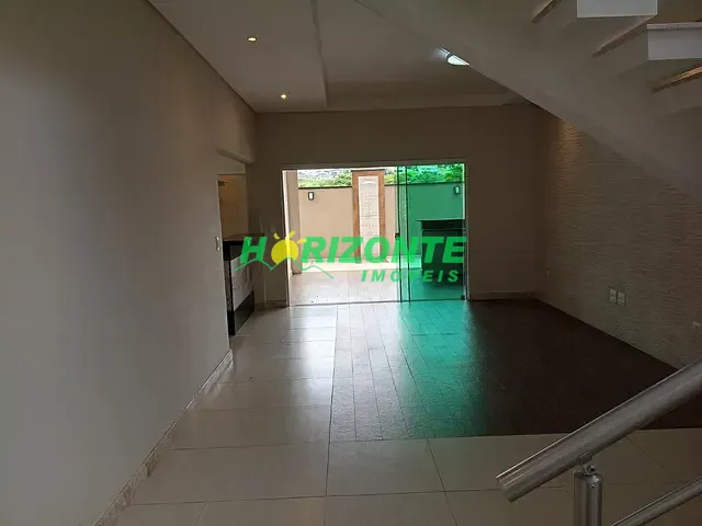 Casa 4 quartos e 4 banheiros, à venda, no bairro Urbanova em São José dos Campos