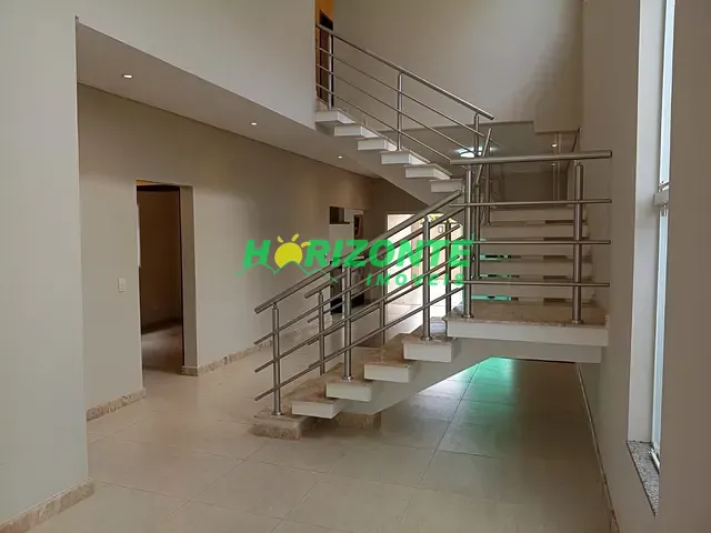 Casa 4 quartos e 4 banheiros, à venda, no bairro Urbanova em São José dos Campos