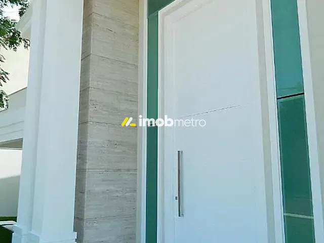 Casa com 820m² 4 quartos e 7 banheiros, à venda, no bairro Alphaville em Campinas