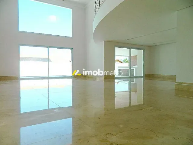 Casa com 820m² 4 quartos e 7 banheiros, à venda, no bairro Alphaville em Campinas
