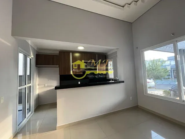 Casa 3 quartos e 3 banheiros, para alugar, no bairro Jardim Park Real em Indaiatuba