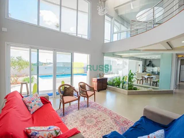 Casa 4 quartos e 5 banheiros, à venda, no bairro Parque Residencial Maria Elmira em Caçapava