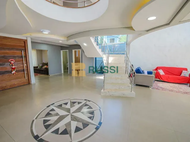 Casa 4 quartos e 5 banheiros, à venda, no bairro Parque Residencial Maria Elmira em Caçapava