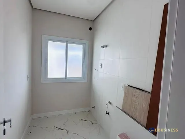 Casa com 144m² 3 quartos e 2 banheiros, à venda, no bairro São Luiz em Caxias do Sul
