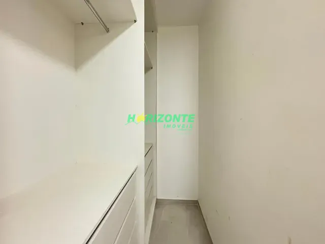 Casa 3 quartos e 4 banheiros, à venda, no bairro Bairro Floresta em São José dos Campos