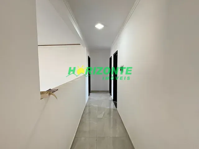 Casa 3 quartos e 4 banheiros, à venda, no bairro Bairro Floresta em São José dos Campos