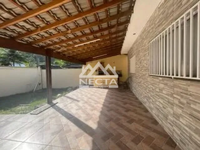 Casa com 250m² 3 quartos e 3 banheiros, à venda, no bairro Massaguaçu em Caraguatatuba