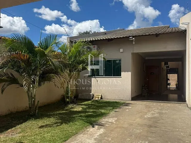 Casa 3 quartos e 2 banheiros, à venda, no bairro Independência - 2º Complemento em Aparecida de Goiânia