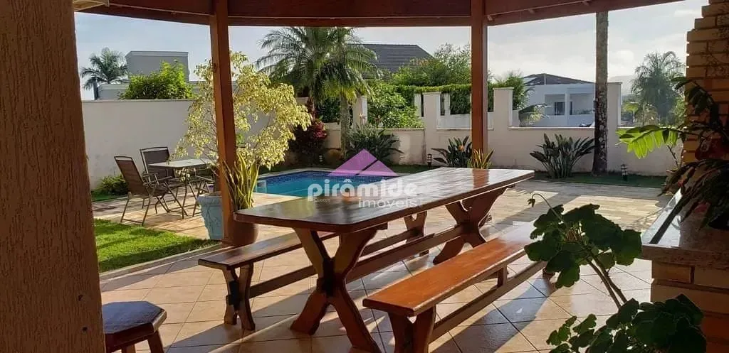 Casa, 3 quartos, 280 m² - Foto 1