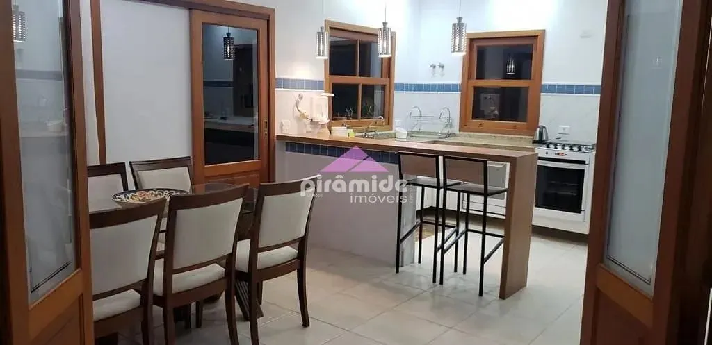 Casa, 3 quartos, 280 m² - Foto 9