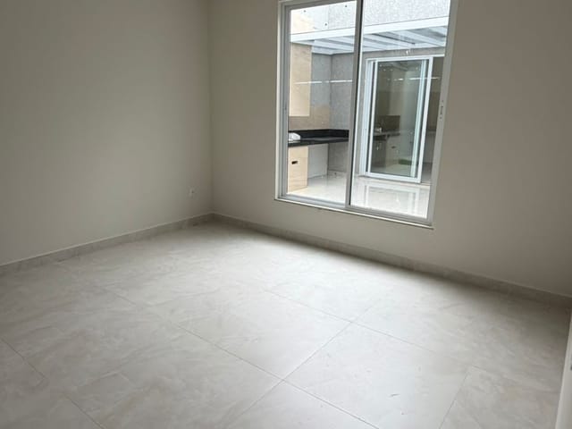 Casa com 200m² 3 quartos e 2 banheiros, à venda, no bairro Kaikan Sul em Teixeira de Freitas
