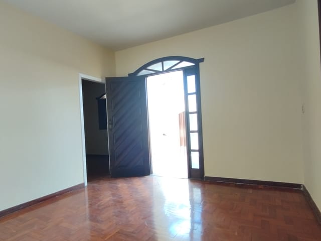 Foto do Casa - Casa Plana  4 Quartos  2 Salas   3 vagas no bairro Itapoã, Regiao do Planalto | Deltalar Imóveis