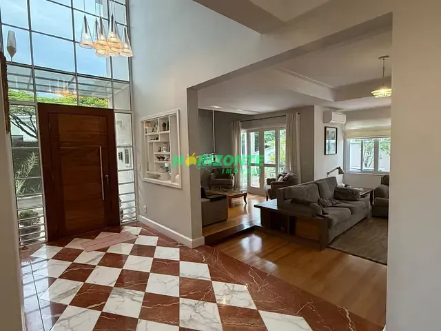 Casa 4 quartos e 5 banheiros, à venda, no bairro Parque Residencial Aquarius em São José dos Campos