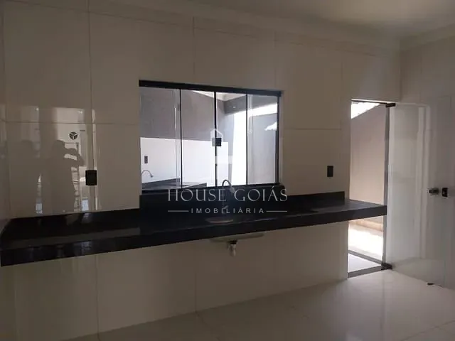 Casa 2 quartos e 1 banheiro, à venda, no bairro Jardim Buriti Sereno em Aparecida de Goiânia