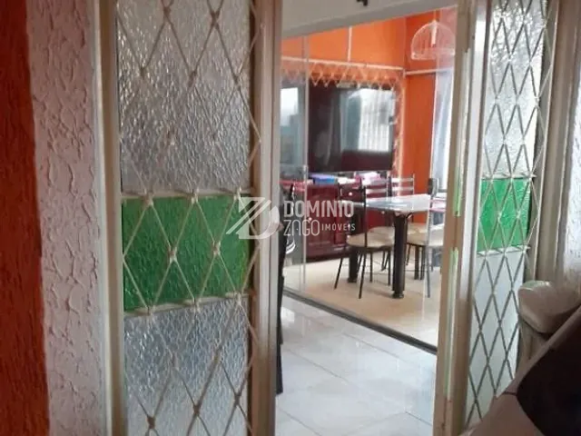 Casa com 250m², à venda, no bairro Jardim Primavera em Uberaba