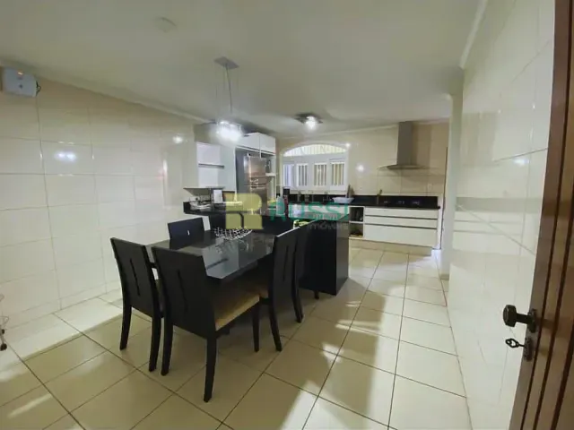Casa com 600m² 3 quartos e 5 banheiros, à venda, no bairro Jardim Esplanada II em São José dos Campos