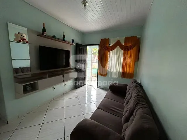 Casa com 171m² 2 quartos e 1 banheiro, à venda, no bairro Efapi em Chapecó