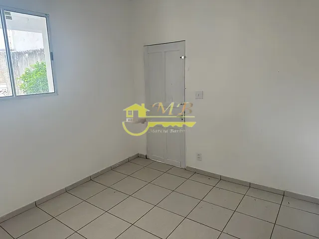 Casa com 265m² 5 quartos e 1 banheiro, para alugar, no bairro Jardim São Rafael em Campinas